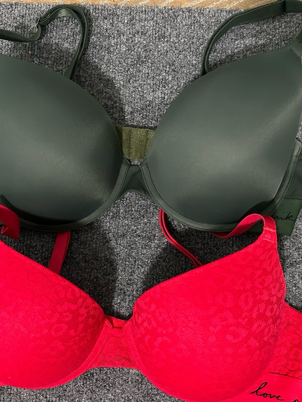 PINK Victoria's Secret Olive Green & Bright Red Push-Up Bras Duo